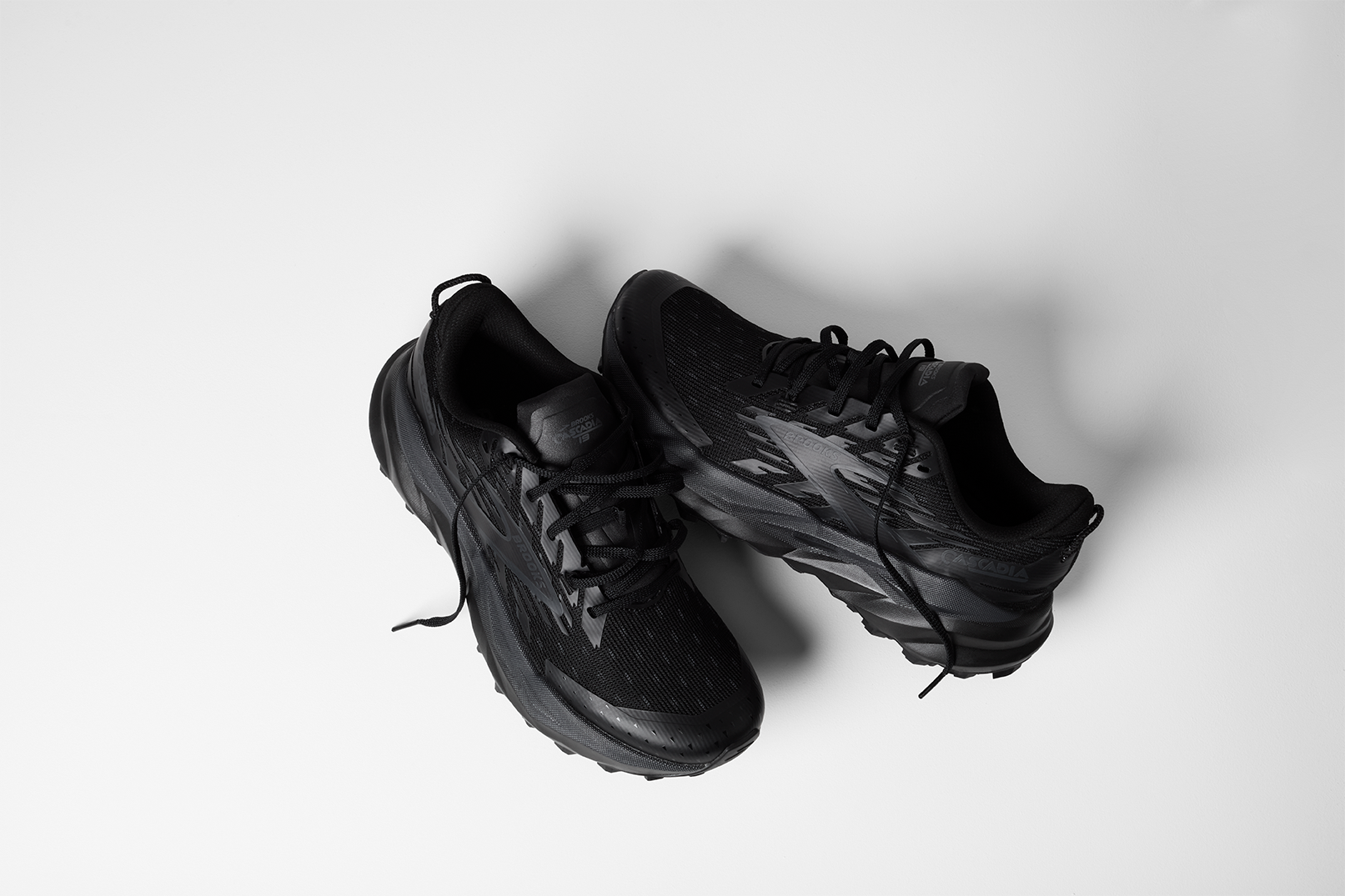 Brooks - Men's Cascadia 19 - Trail Running Shoe – Running Lab