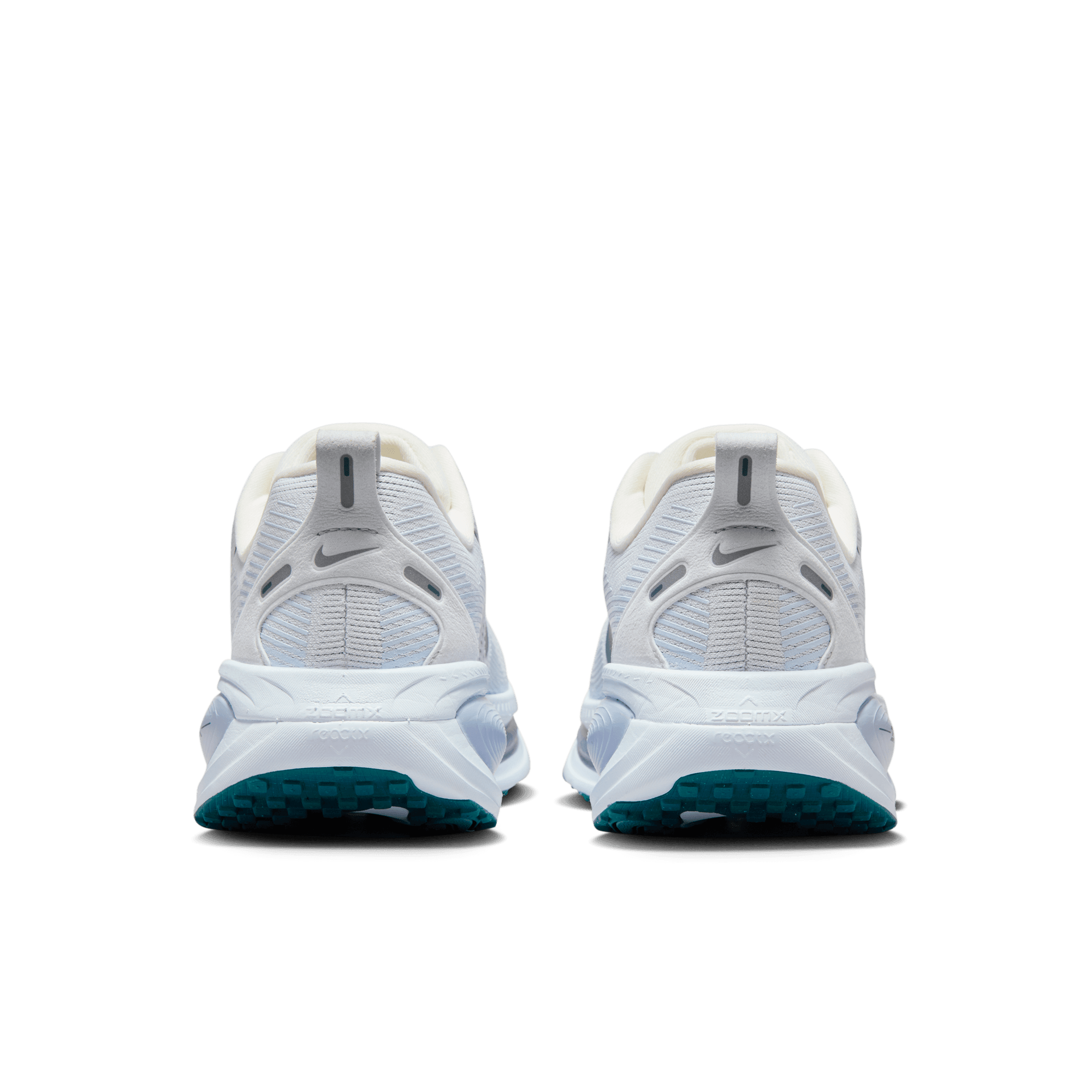 テミンポラロイド Nike Vomero 18 Summit White / Dusty Cactus - Feb 2025 - HM6803-103