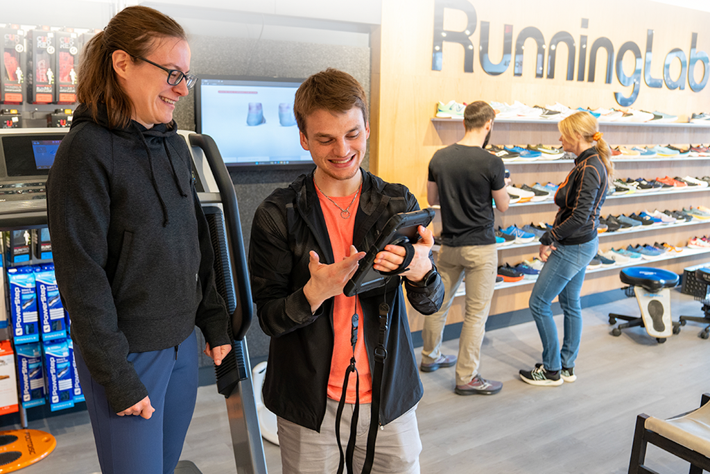 5-Star Customer Service – Running Lab
